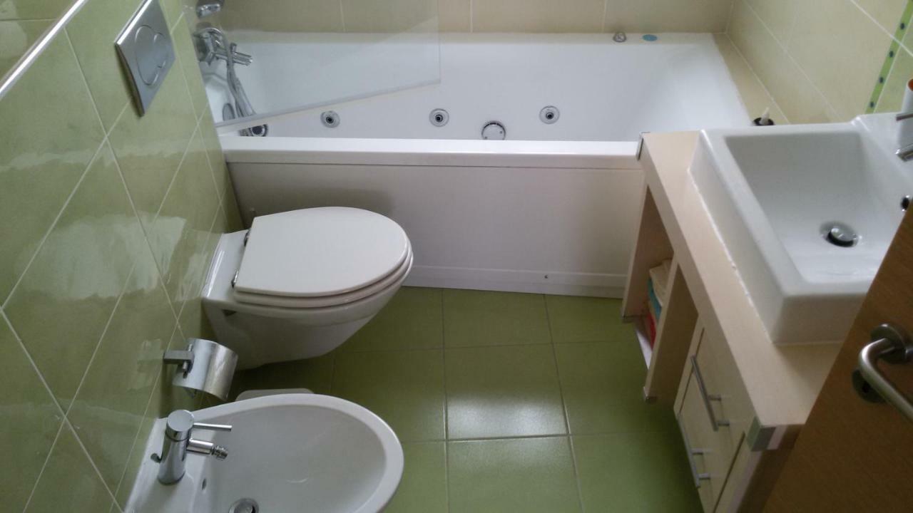 纳扎雷Casa Largo Dos Cedros公寓 外观 照片